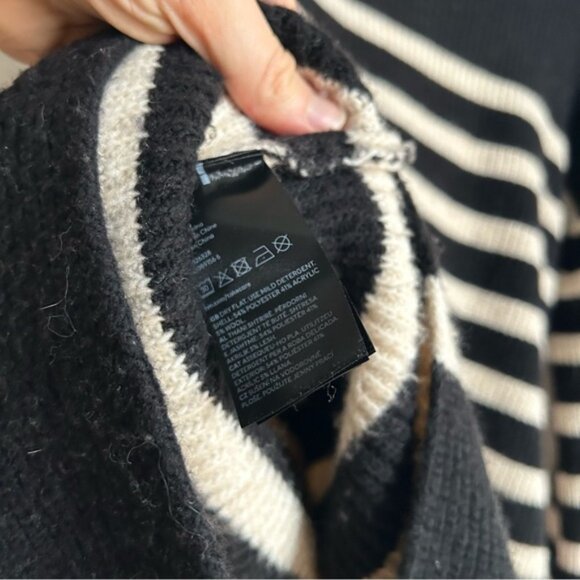 H&M Sz S Nautical Coastal Knit Black And White Strip 1 4 Zip Relaxed Sweater - Picture 9 of 9